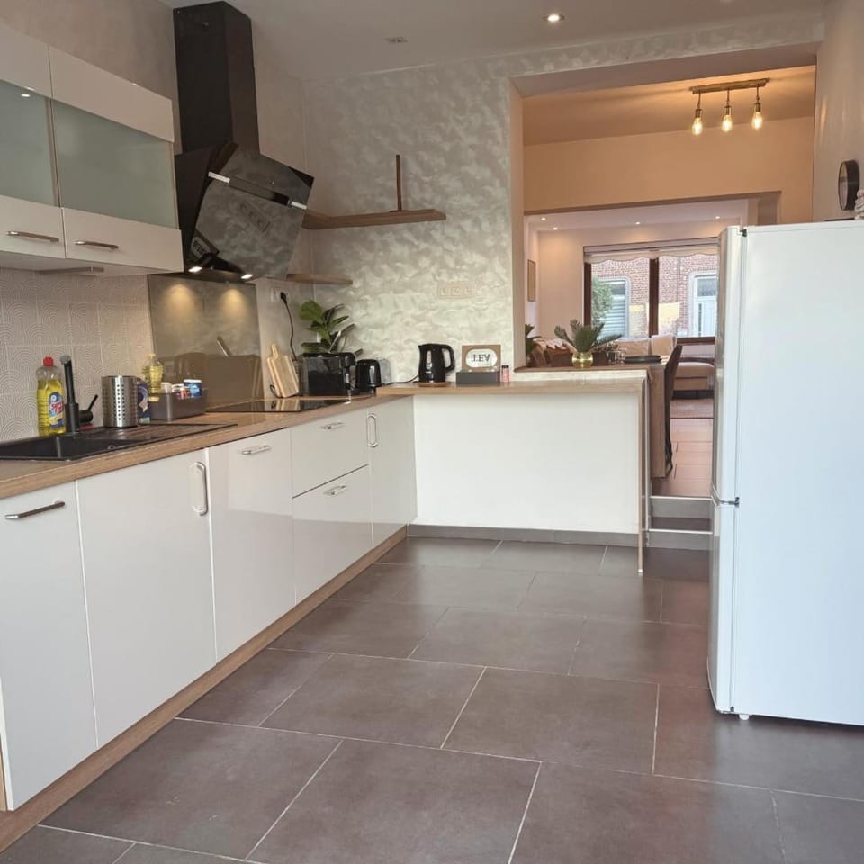 dishwasher, microwave, oven, stove