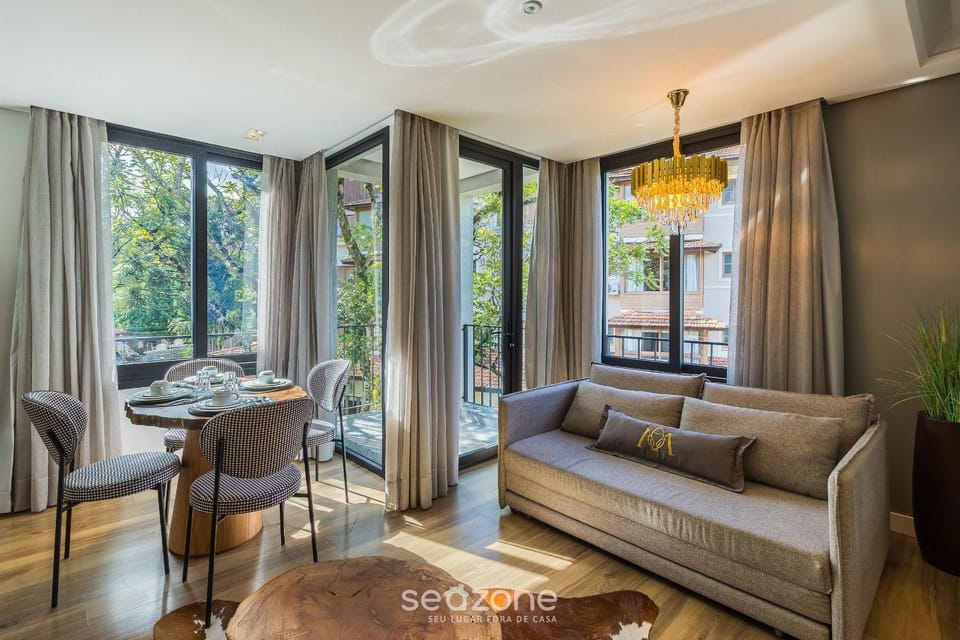 Living room, Dining area, City view