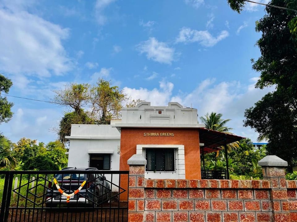 Sthirra Greens Villa Bed and Breakfast in Maharashtra