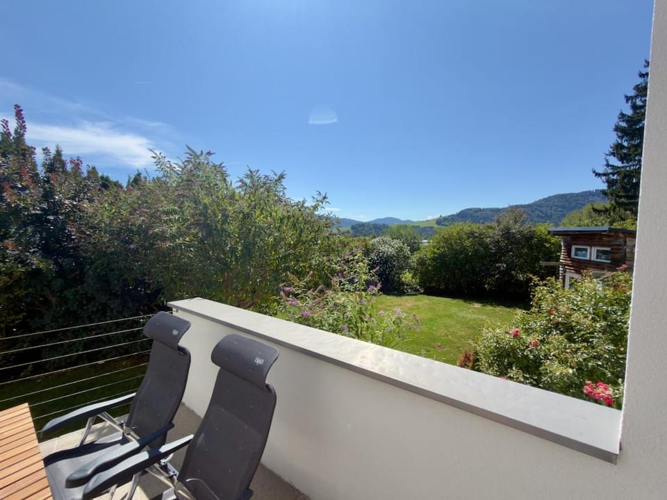 Natural landscape, Garden, Garden, View (from property/room), View (from property/room), Balcony/Terrace, Garden view, Garden view, Mountain view