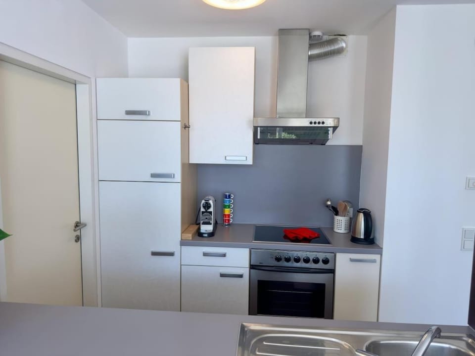 Coffee/tea facilities, Kitchen or kitchenette