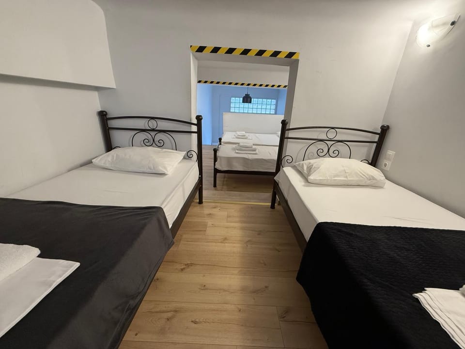 Surrounding Acropolis mezzanine Apartment in Athens