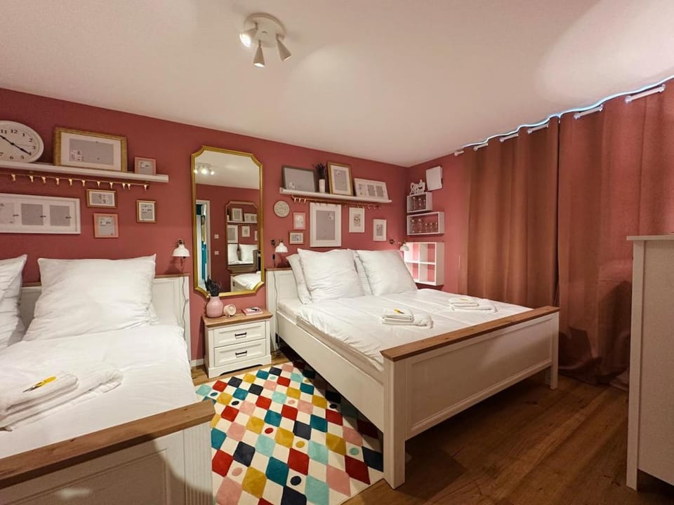The IKEA Apartments - 5 min walk from Oktoberfest Apartment in Munich