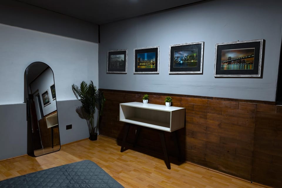 Photo of the whole room, Bedroom