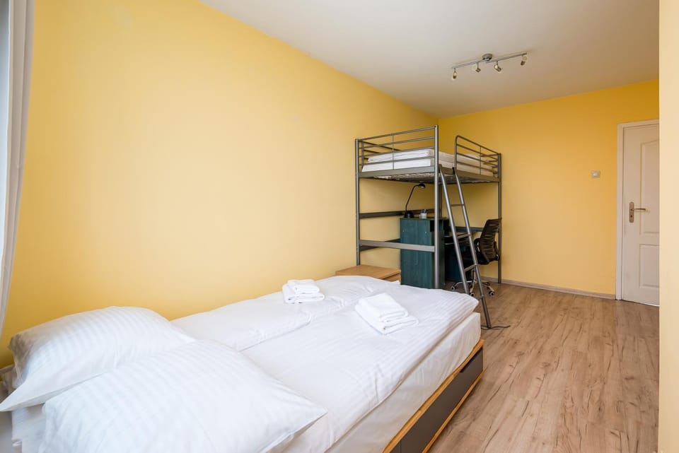 Bed, Photo of the whole room, Bedroom, bunk bed