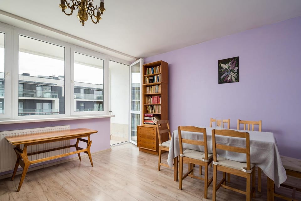 Library, Living room, Seating area, Dining area