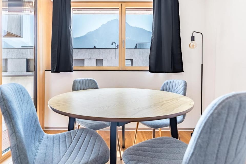 Moderne 2,5-Zimmerwohnung - direkt am Bahnhof Brig Apartment in Canton of Valais