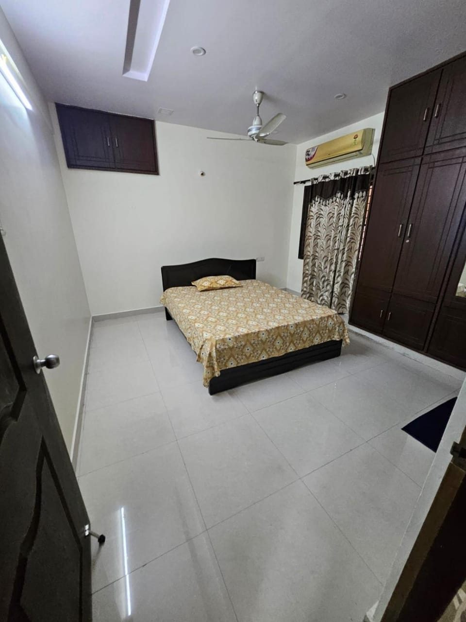 Spacious 3BHK in Srinivasa nagar bank colony vijayawada Apartment in Vijayawada