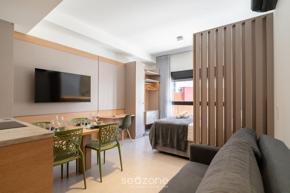 TV and multimedia, Living room, Dining area