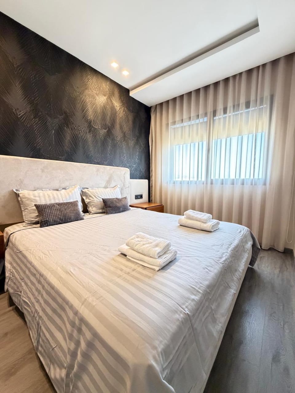 Apartment with pool, TGV train station 2 min away, Beach 4 min away Apartment in Tangier