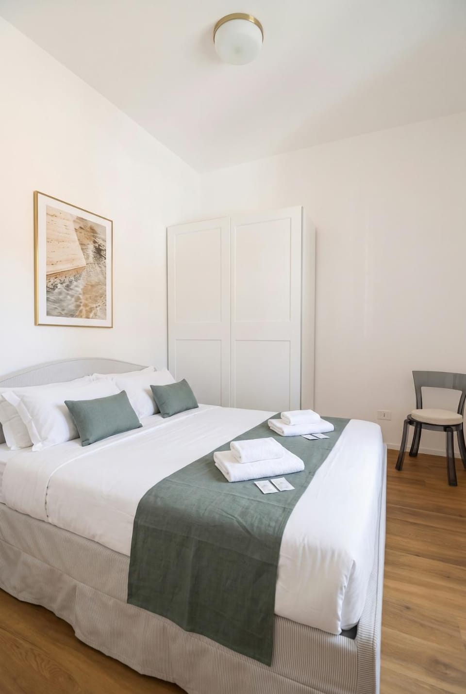 Near Tiber Deluxe 2 Suite Home - Near Centre & Tiber, Wifi & AC Apartment in Rome
