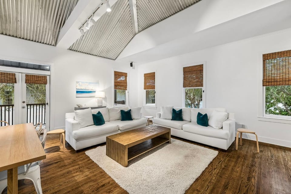 Living room, Family