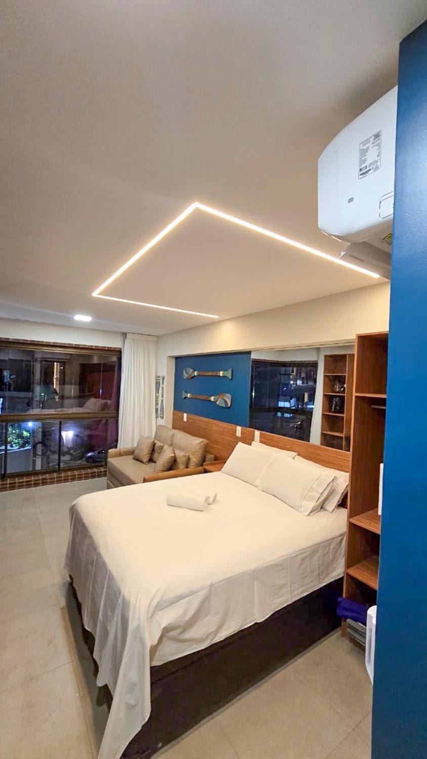 Bed, Living room, Bedroom, air conditioner
