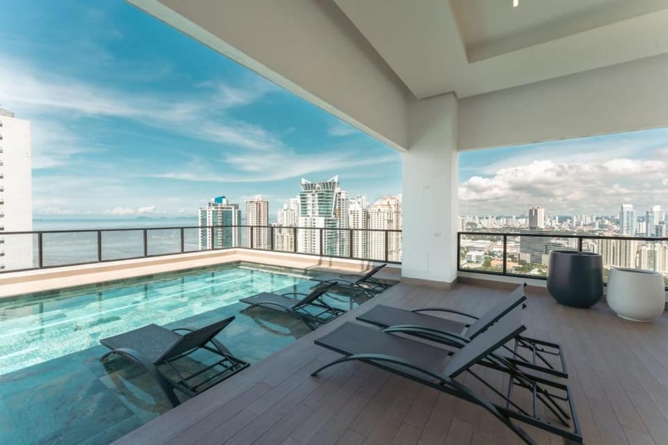 Pool view, Swimming pool