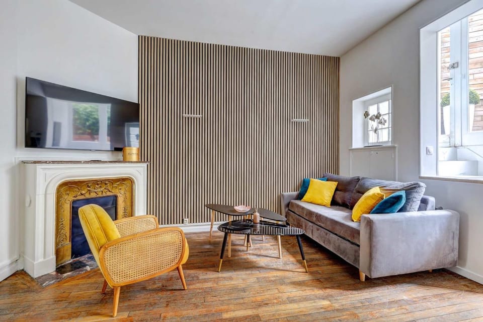 Studio with terrasse AC - Champs-Elysees Apartment in Paris