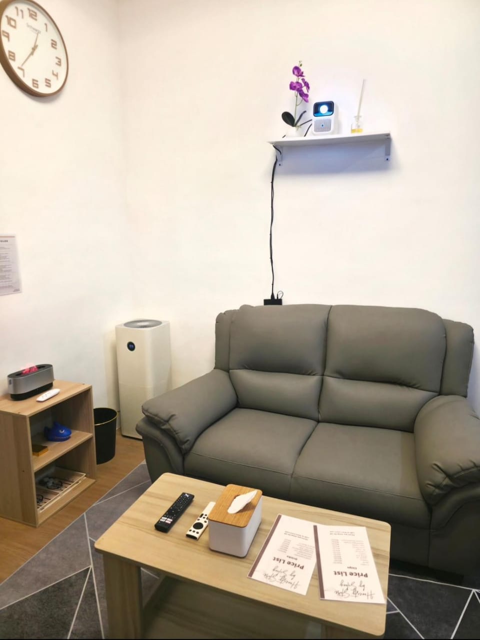 Living room, Seating area