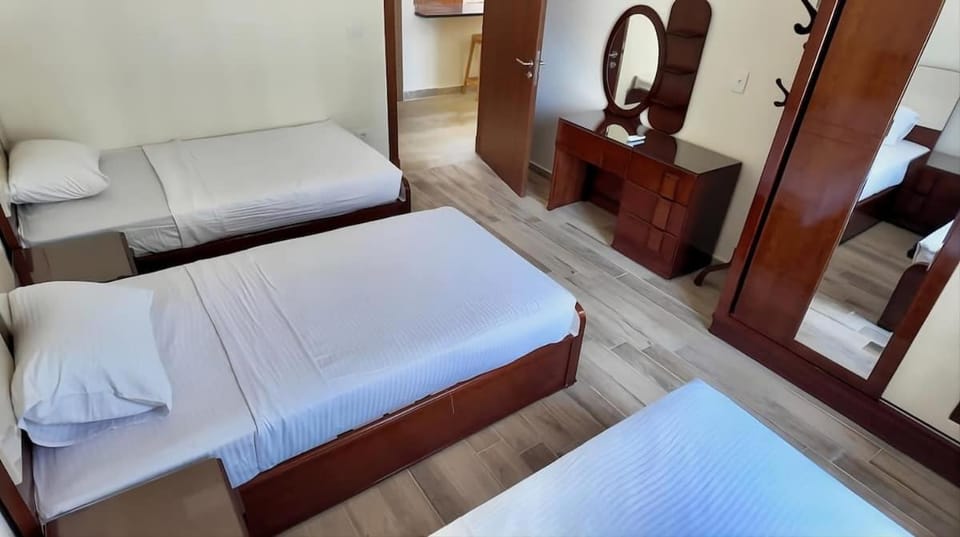 Photo of the whole room, Bedroom