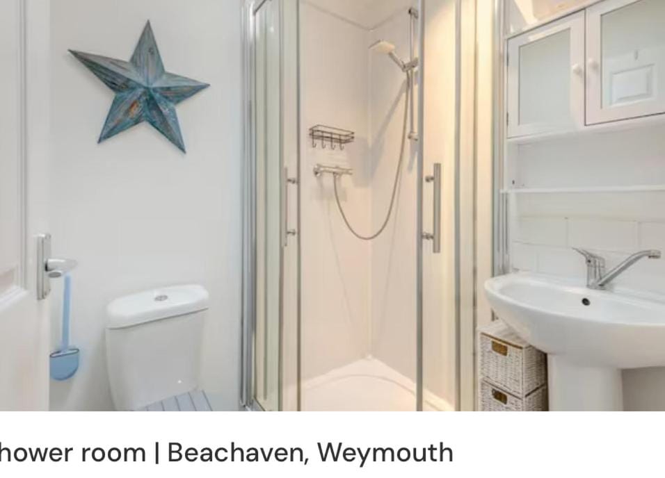 Beachaven (7 Bedroom/5 Bathroom) House in Weymouth