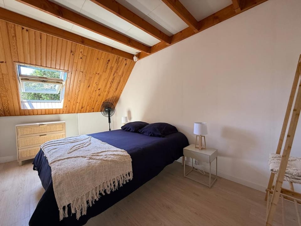 Grande maison avec étang privé House in Brittany