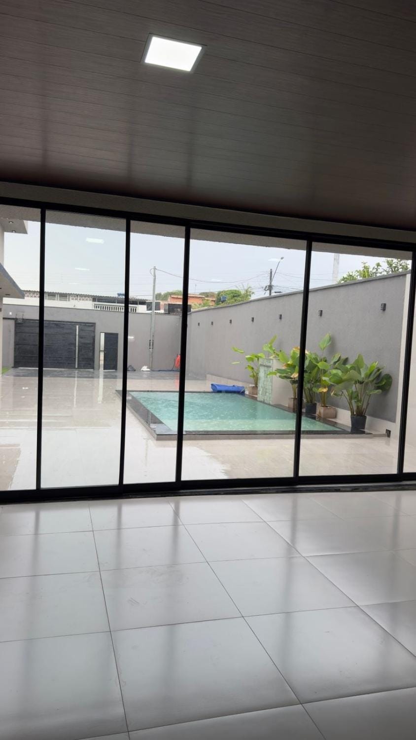 Barcelos Space House in Goiania