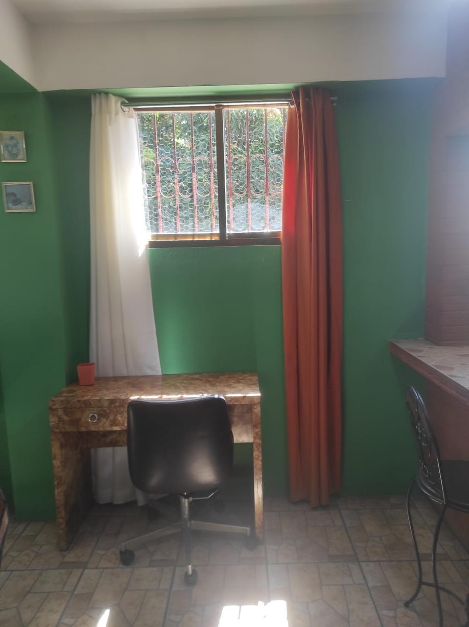 Seating area