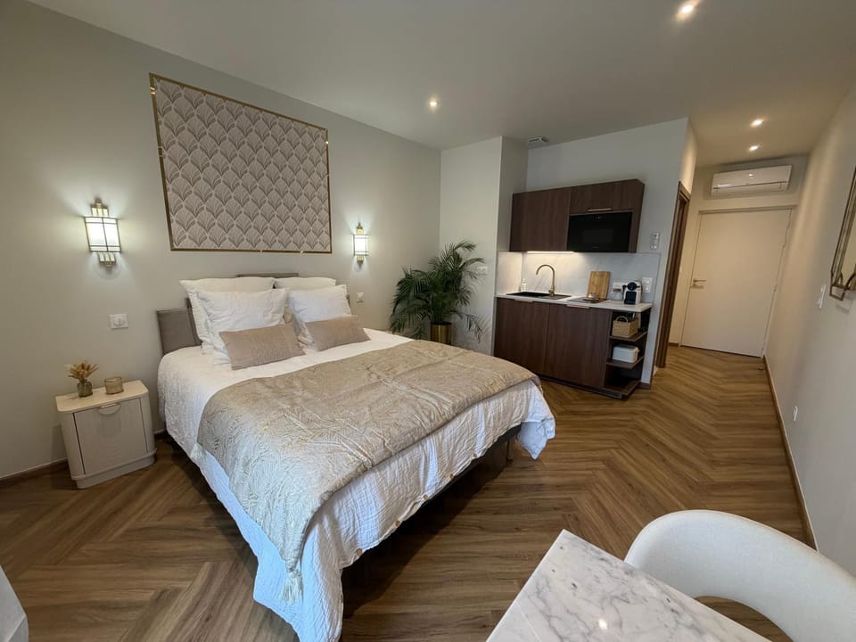 Studio Ivoire Apartment in Nouvelle-Aquitaine