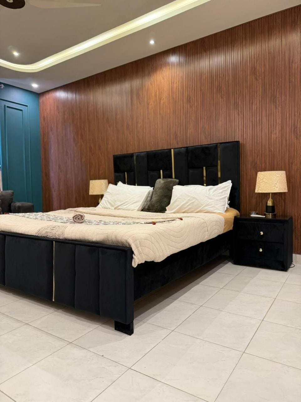 Luxury 1 bhk in f11 , self checkin Apartment in Islamabad Capital Territory