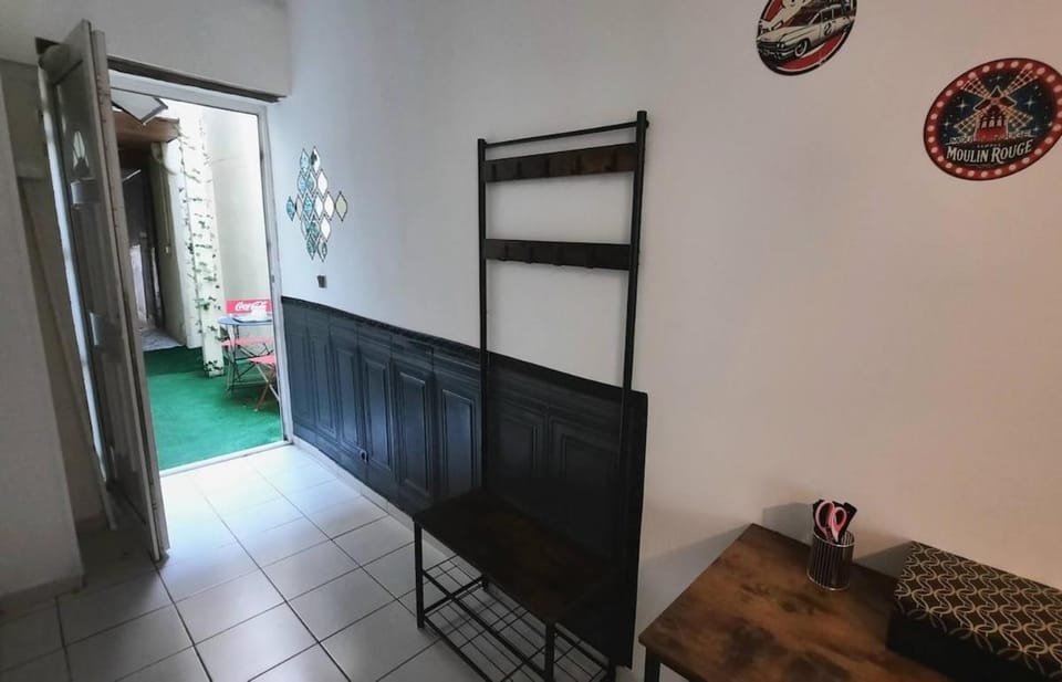 STUDIO 13 Joigny Apartment in Bourgogne-Franche-Comté