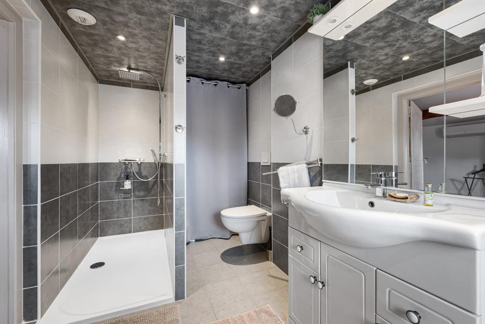 tarn Apartment in Île-de-France