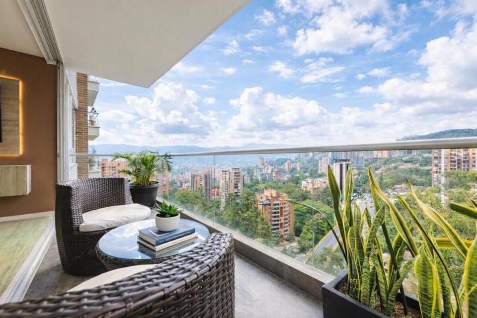 Day, Natural landscape, View (from property/room), Balcony/Terrace, Seating area, Mountain view