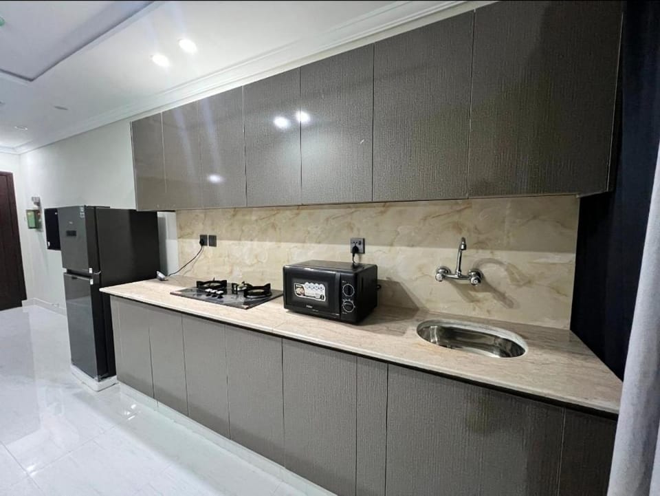 Luxury 1Bed Apartment in Bahria Town Apartment in Lahore