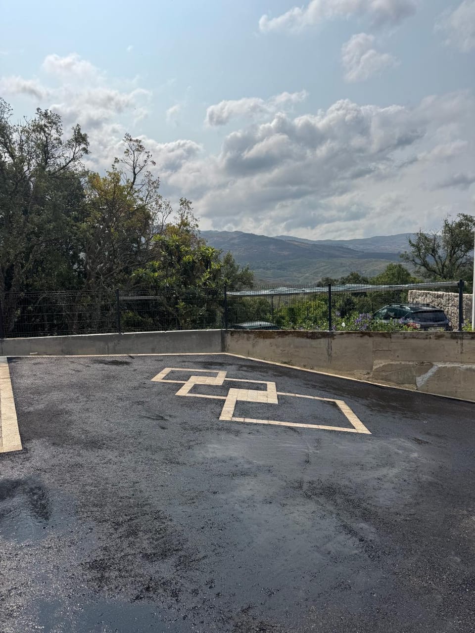 Mountain view, Parking