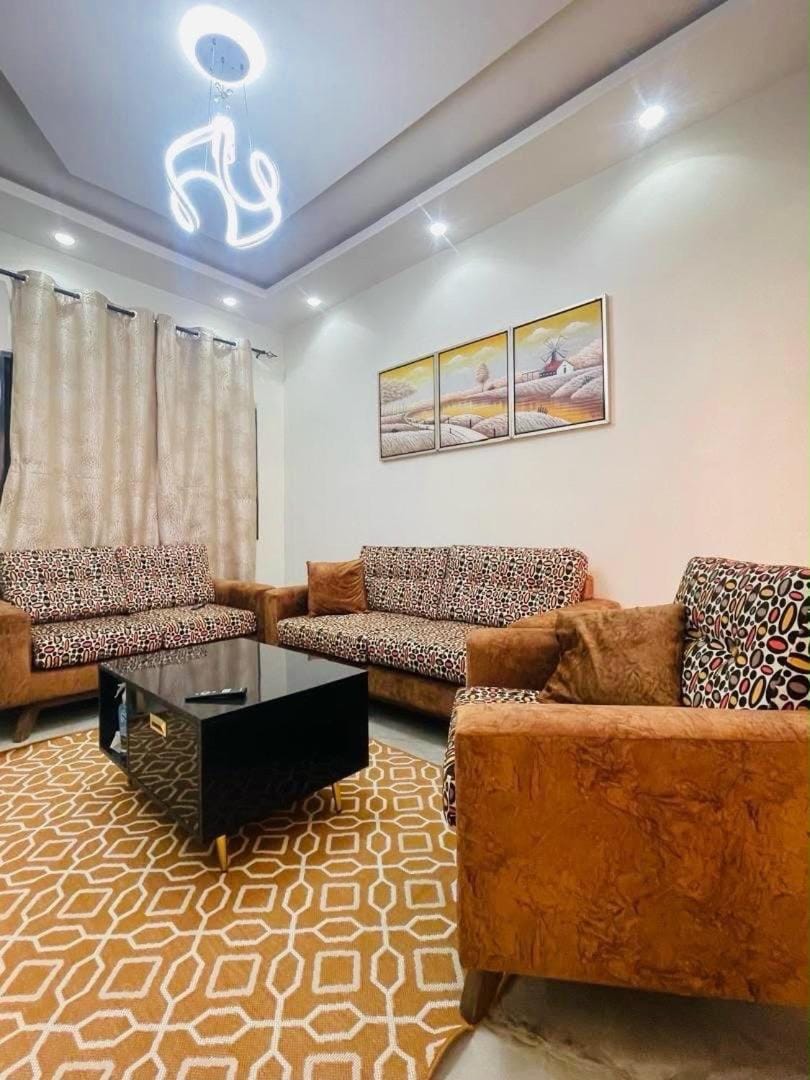 Thiam or Apartment in Dakar