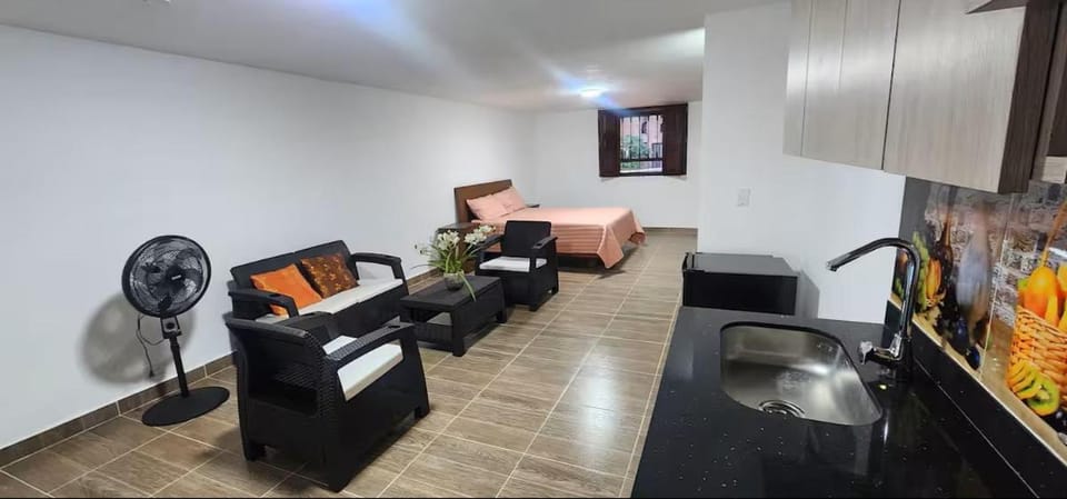 Apartamento en el Poblado cerca a Provenza by Medellin Travels Apartment in Medellin