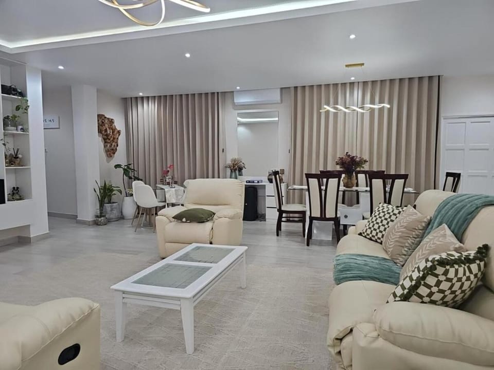MCHome - Private Villa with Garden & Pool Villa in Africa
