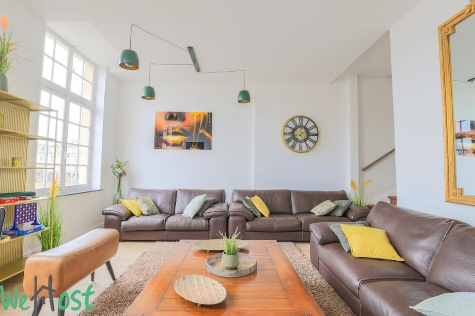 Amazing Duplex Apartment 8P Apartment in Arras