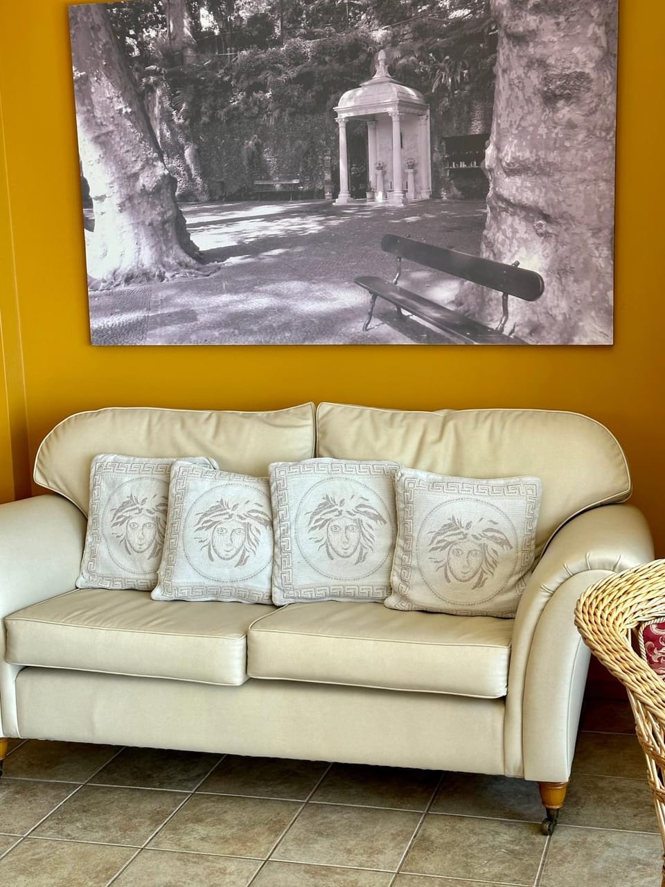 Seating area