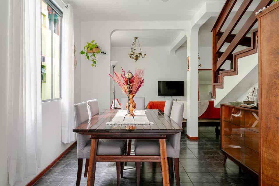 Duplex a 200 metros da praia de Canasvieiras Apartment in Florianopolis