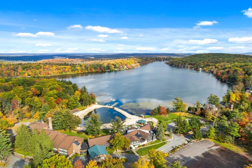 The Ultimate Lake Harmony Group Getaway Awaits! House in Hickory Run State Park