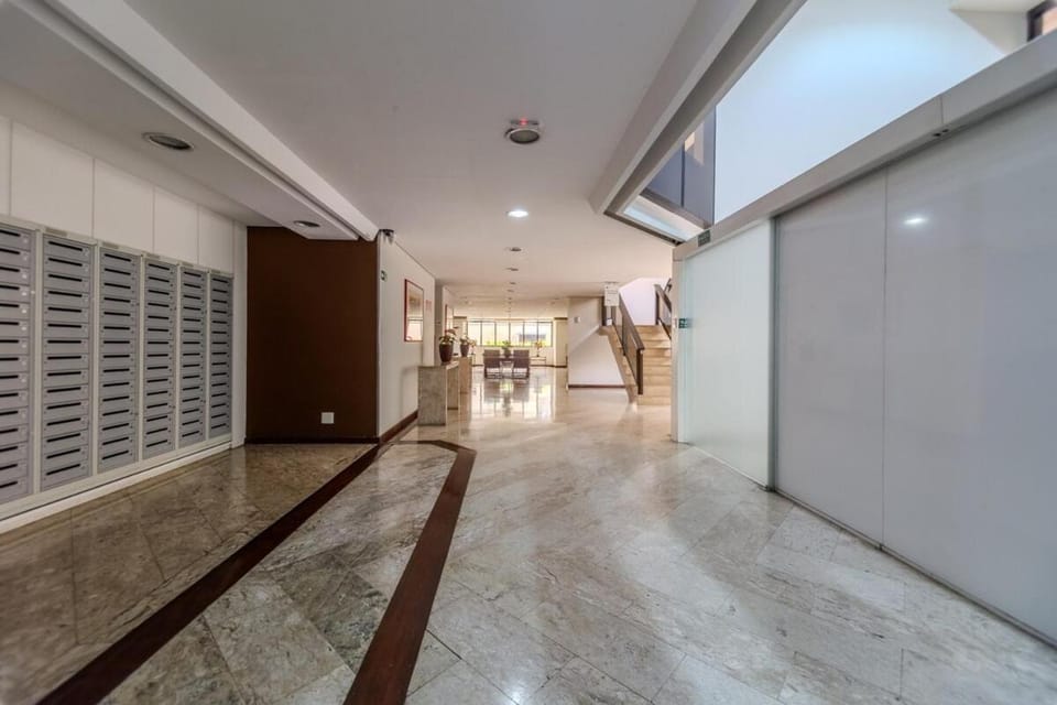 Aparthotel with valet parking space 390 m from Moema subway Apartment in Sao Paulo City