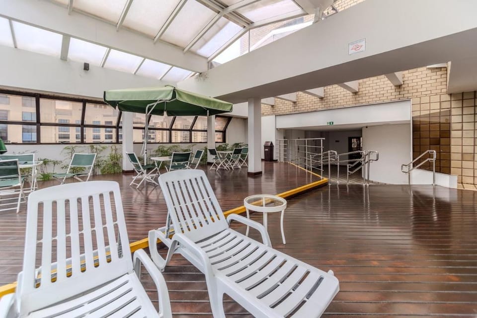 Aparthotel with valet parking space 390 m from Moema subway Apartment in Sao Paulo City