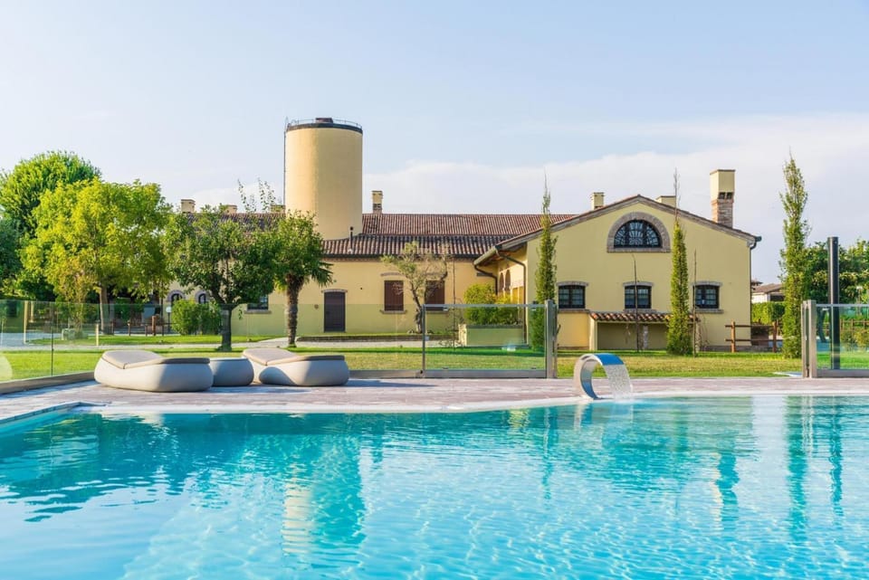 Pool view, Swimming pool