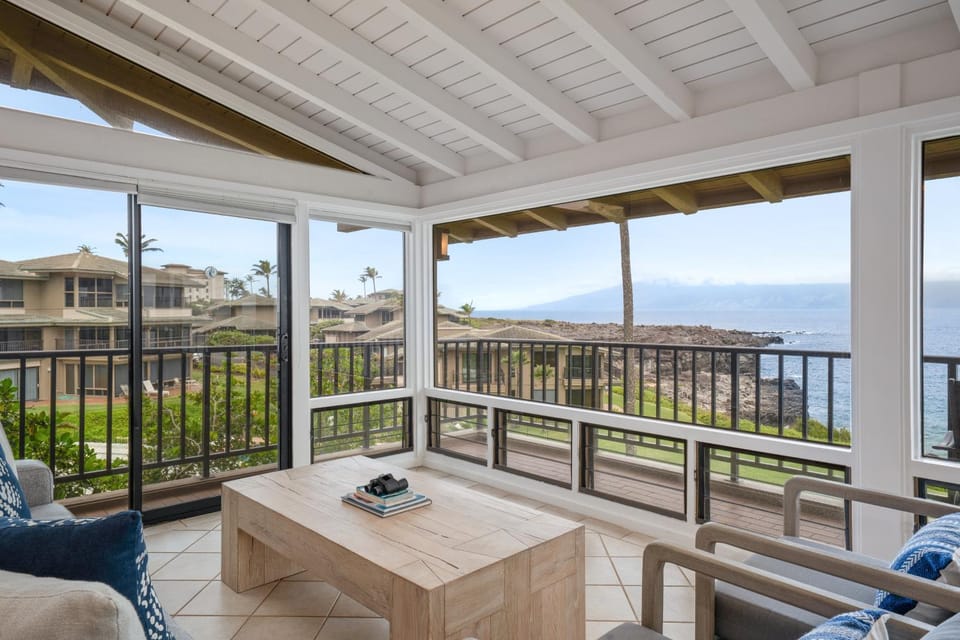 2BR, 3BA Oceanfront retreat with pool, balcony, and beach access-Kapalua Bay Villas 23B3 House in Kapalua