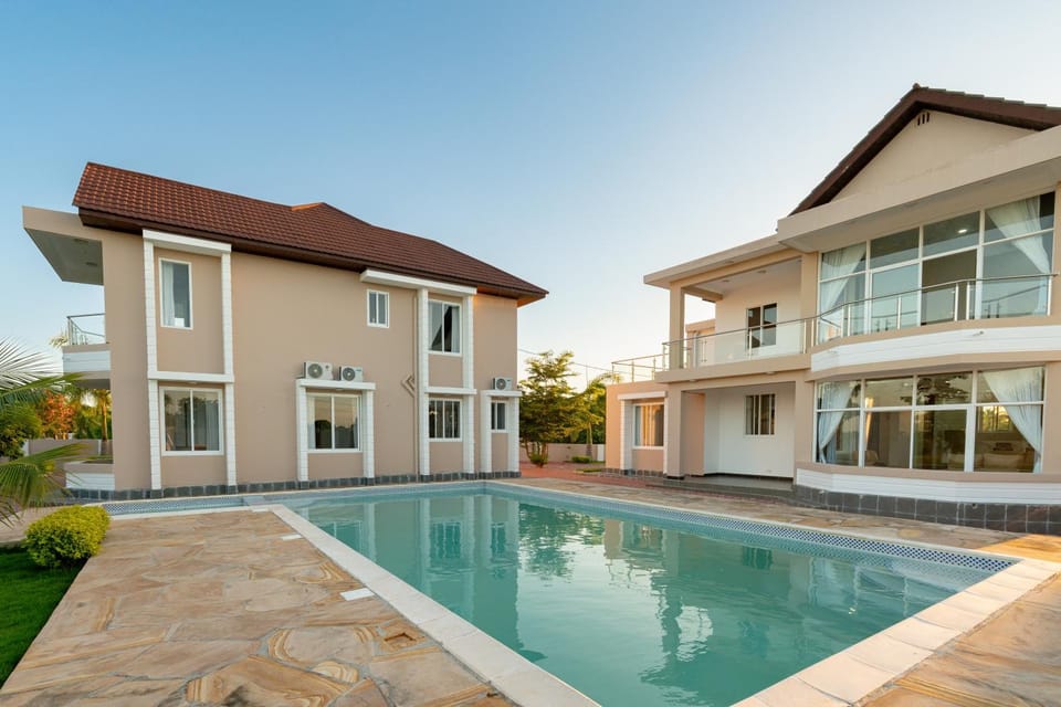 Twin Palms Villas Zanzibar Villa in Tanzania