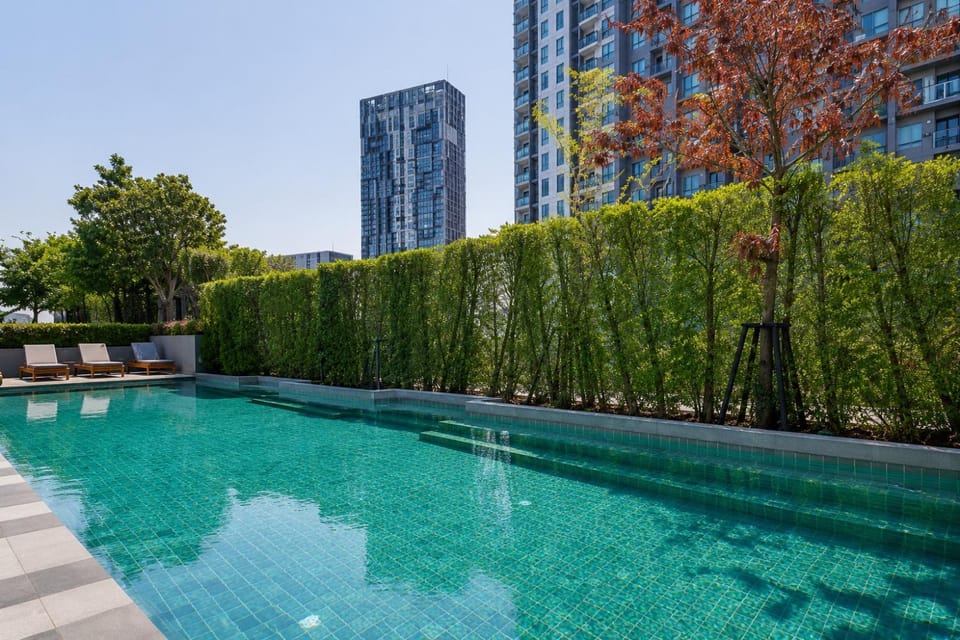 City center 1 bedroom check in 24 h fast wifi gym Apartment in Bangkok