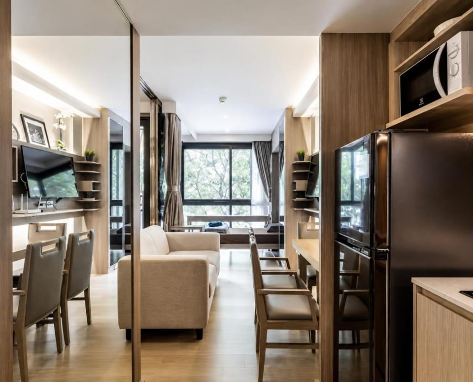 City center 1 bedroom check in 24 h fast wifi gym Apartment in Bangkok