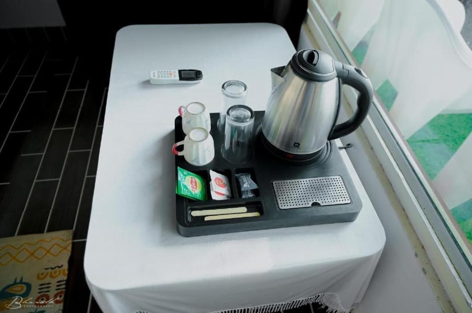 Coffee/tea facilities, Kitchen or kitchenette