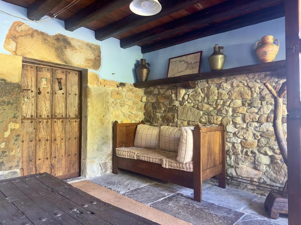 Facade/entrance, Living room, Seating area