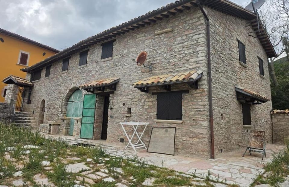 Property building, Day