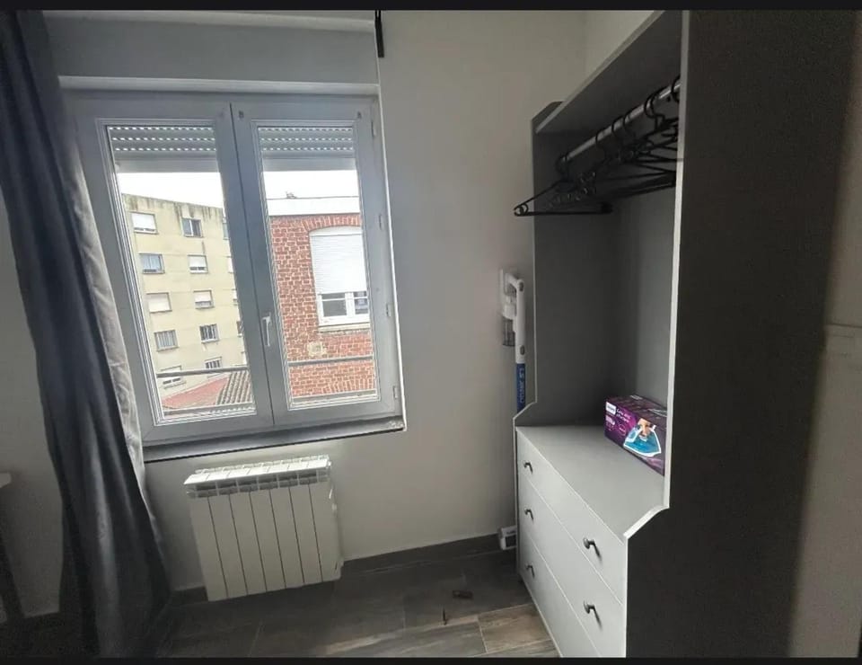 Appartement Valenciennes 45 m² avec table jeu Apartment in Valenciennes